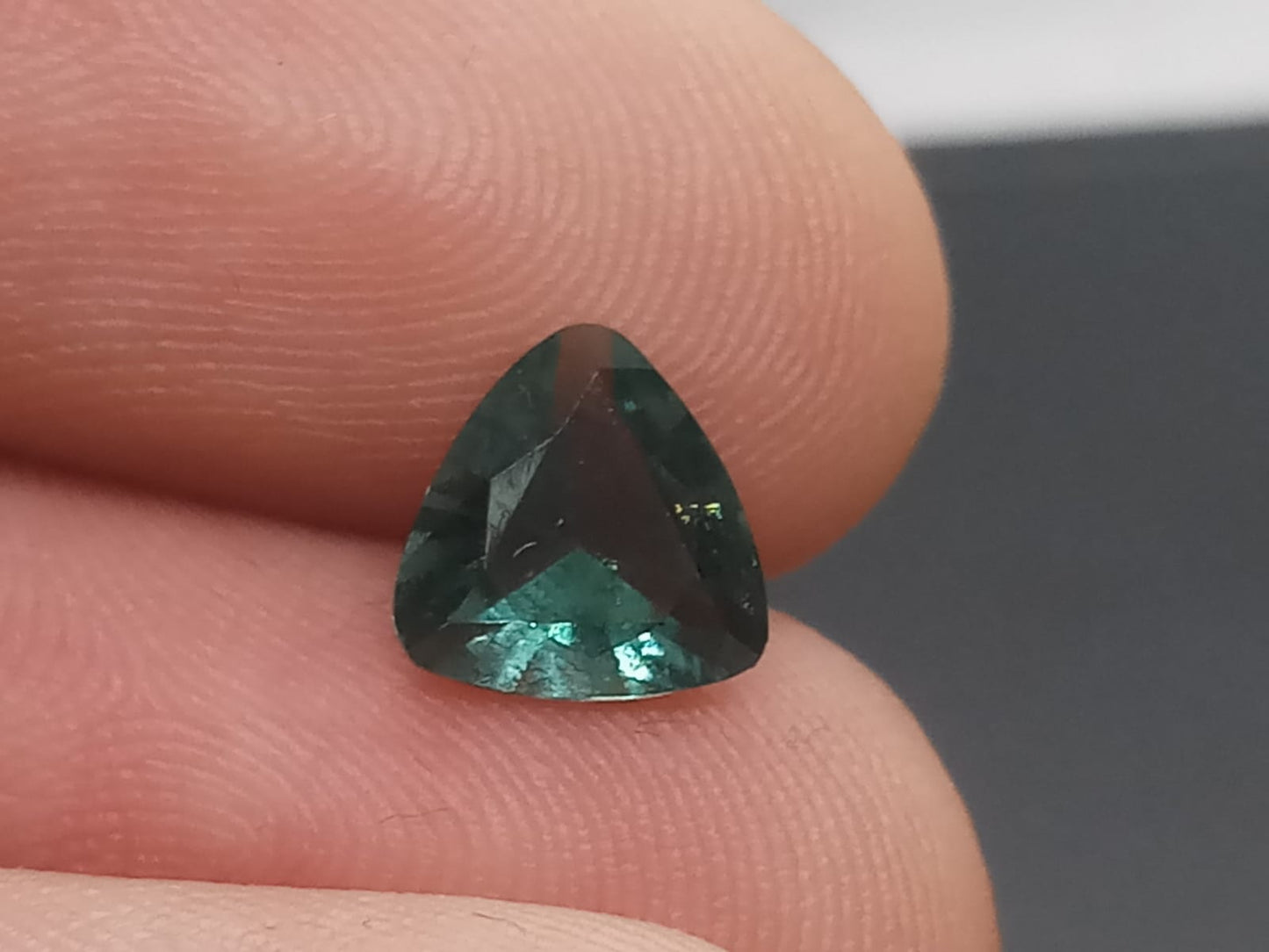 Natural Swiss Lab Certified Tourmaline: Green Tourmaline 1cts- GT1 (24)