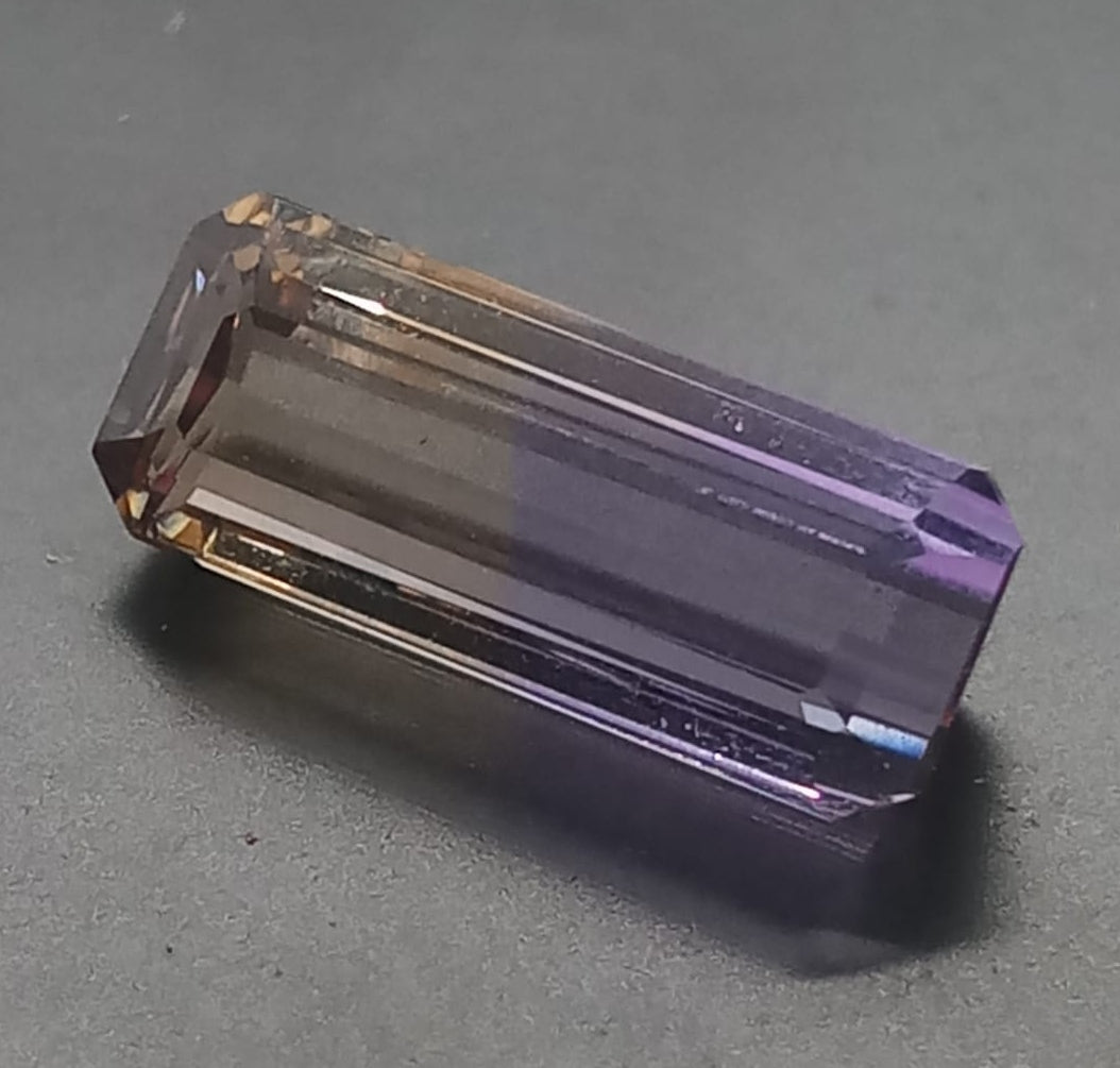 Natural Certified Ametrine: Duochrome Dream 6.70cts- AMET24 (24)