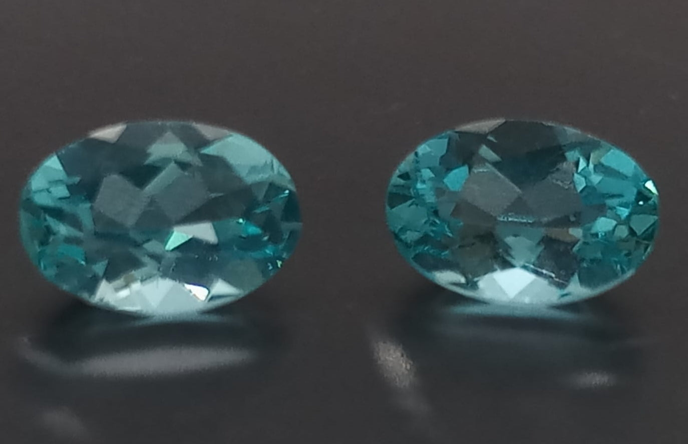 Natural Apatite Pair: Aqua Whispers 1.65cts- AP18 (24)