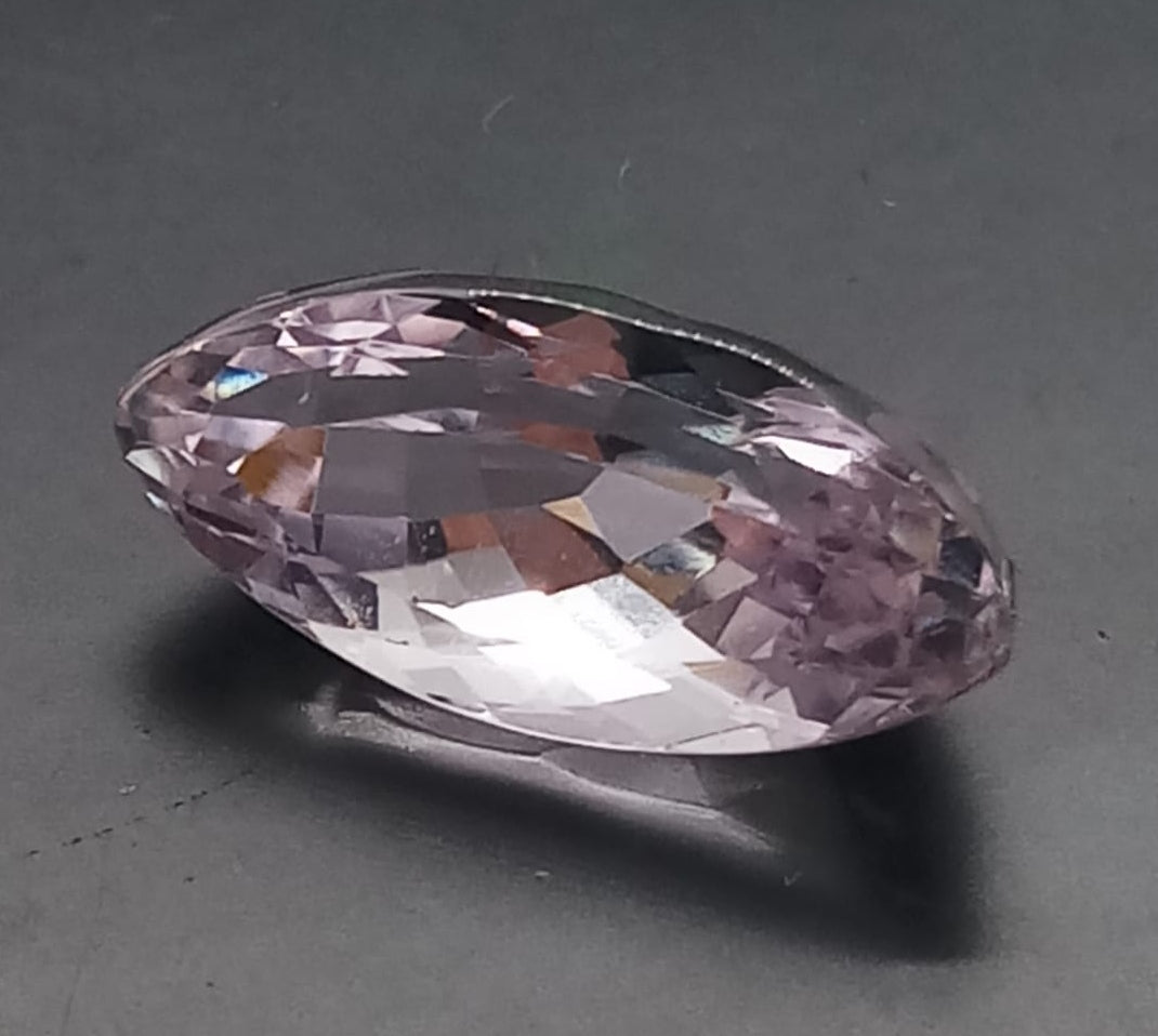 Natural Kunzite: Divine Delicacy 7.5cts- KZ02 (24)