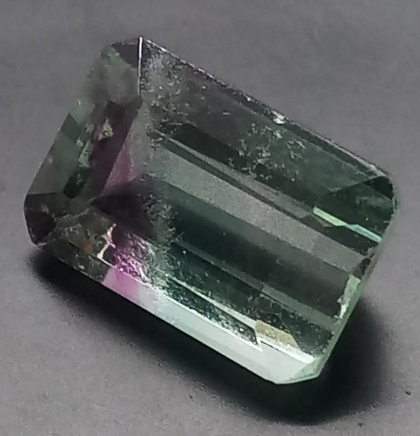 Natural Bi-color Fluorite: Opalescent Blend 7.75cts- FL06 (24)