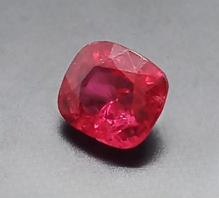 Natural Certified Spinel: Ruby Essence 1.18cts- SP01 (24)