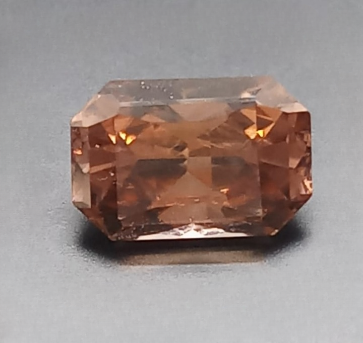 Natural Cinnamon Zircon: Sunset Blaze 2.24cts- B30ZIR103 (24)