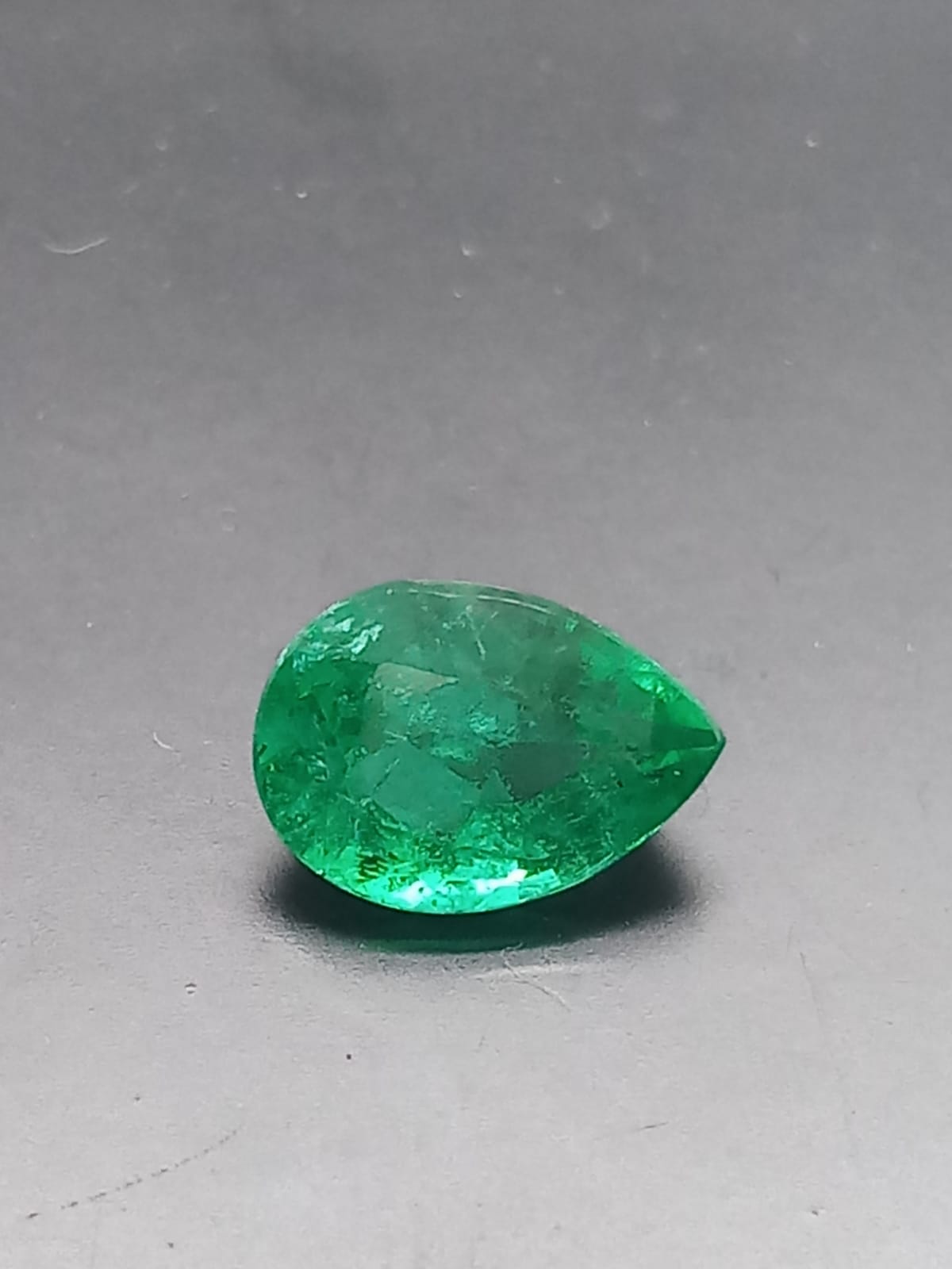 Natural Emerald: Enchanted Dewdrop 1.95cts  EME04 (24)