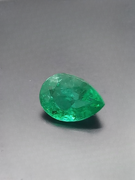 Natural Emerald: Enchanted Dewdrop 1.95cts  EME04 (24)