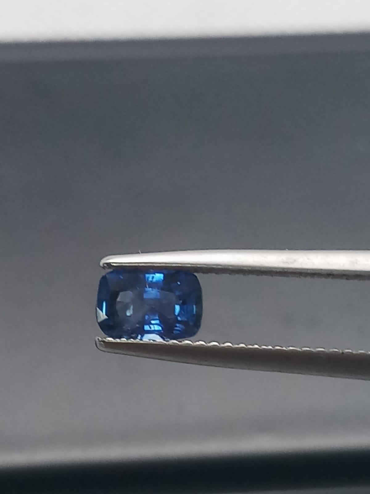 Natural Certified Sapphire: Blue Horizon 0.92cts- SA12 (24)