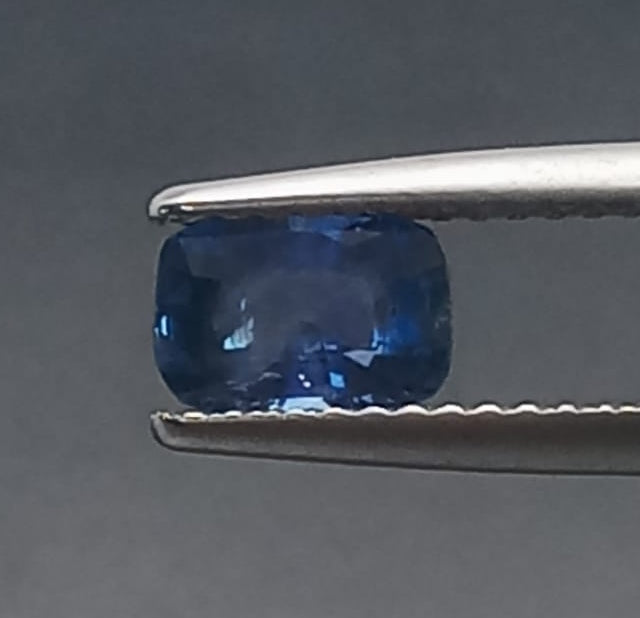 Natural Certified Sapphire: Blue Horizon 0.92cts- SA12 (24)