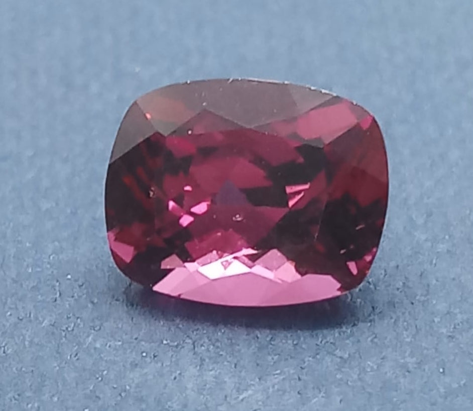 Natural Swiss Certified Garnet: Beautiful Pink 2.42cts- GA02B (24)