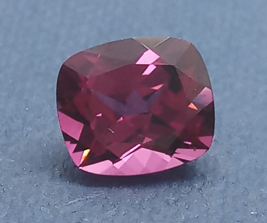 Natural Swiss Certified Garnet: Spectacular Raspberry 2.23cts- GA02C (24)