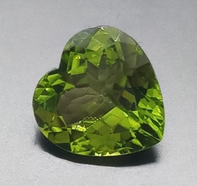 Natural Peridot: Nature's Treasure 4.49cts- PR05 (24)