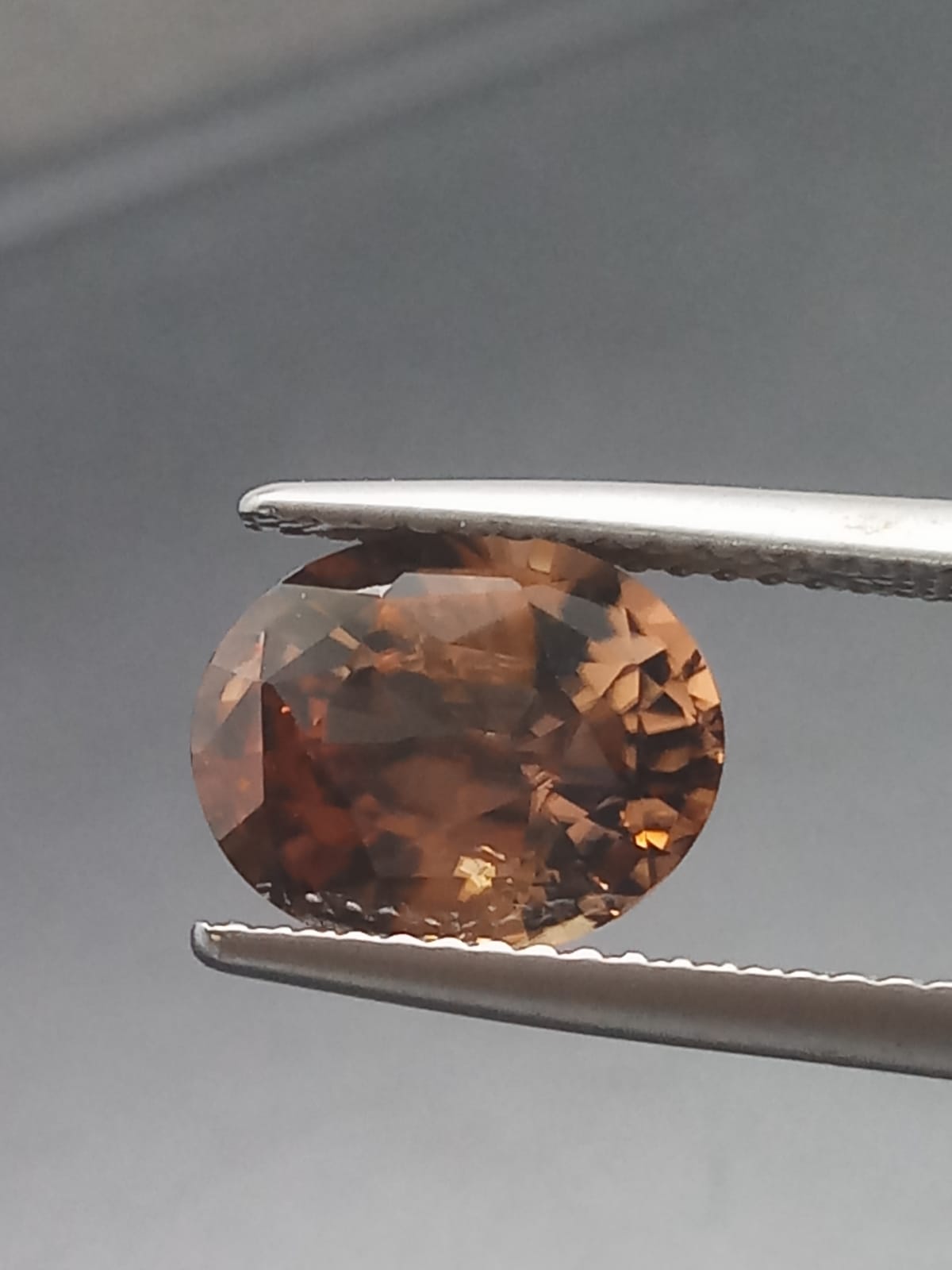 Natural Certified Zircon: Caramel Gleam 3.96cts- ZR19 (24)