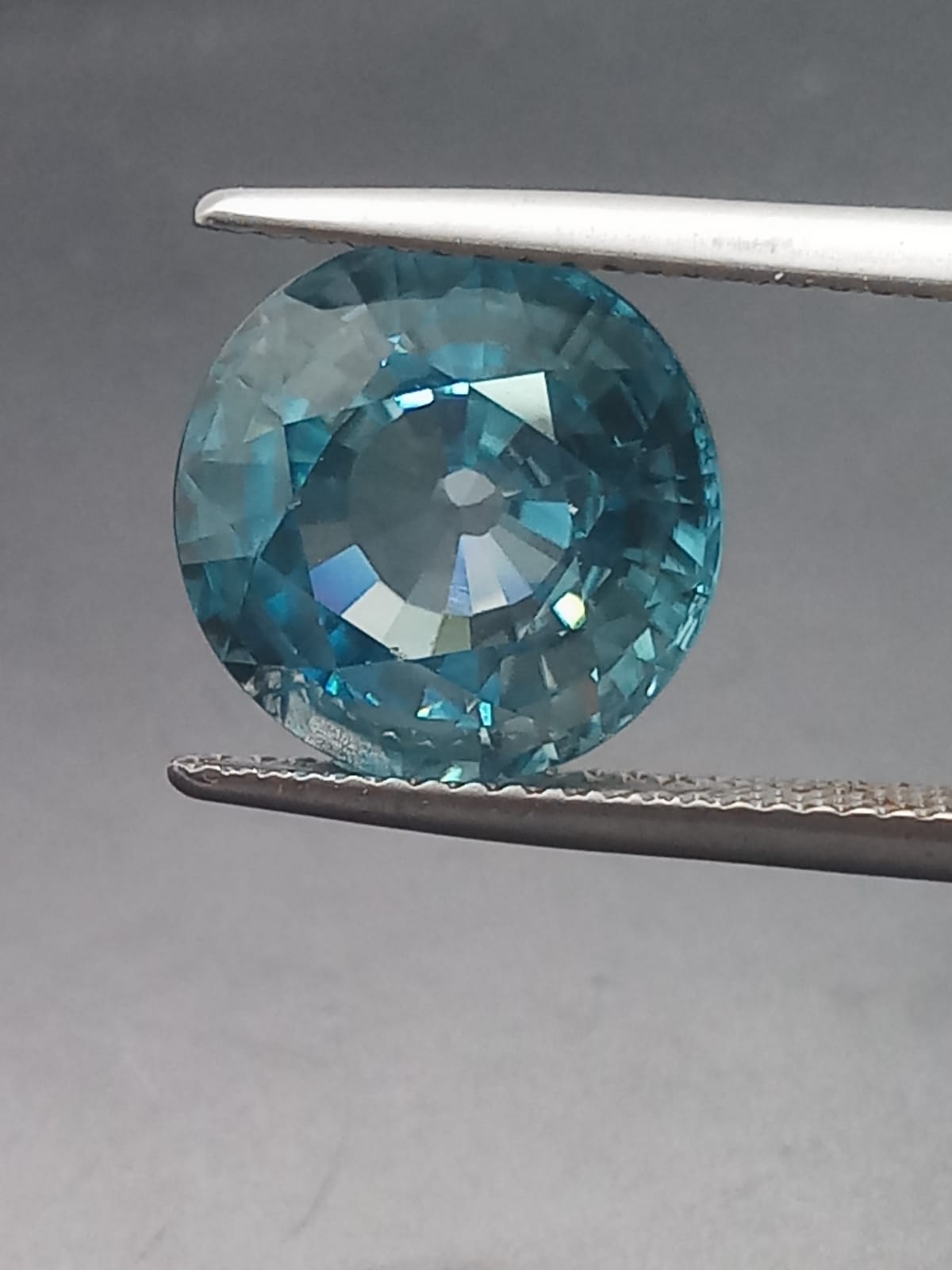 Natural Certified Blue Zircon: Ocean Sparkle 8.56cts- ZR21 (24)