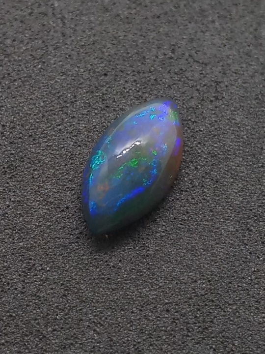 Natural Black Opal: Midnight Galaxy 2.59cts- O88 (24)