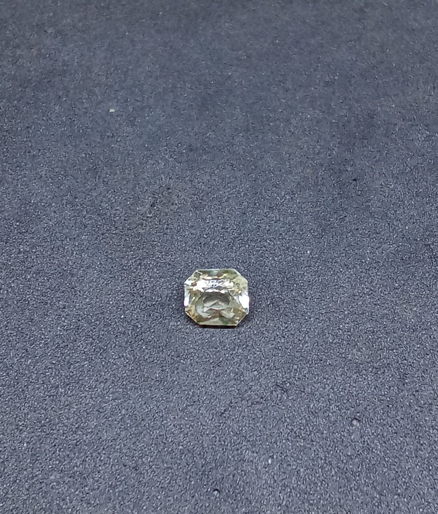 Natural Unheated Certified Yellow Sapphire 3.05cts 11-24-5-YS618