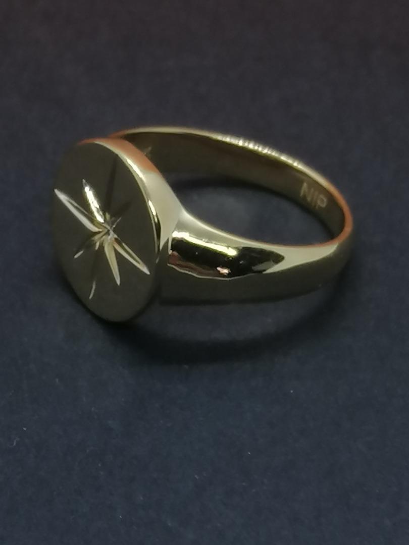 18k Solid heavy signet ring with Custom Northern Star w/Engraving