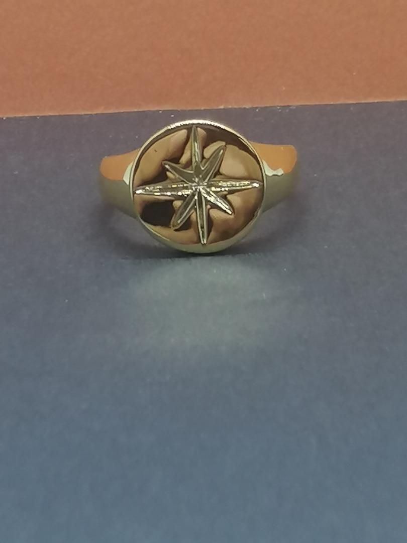 18k Solid heavy signet ring with Custom Northern Star w/Engraving