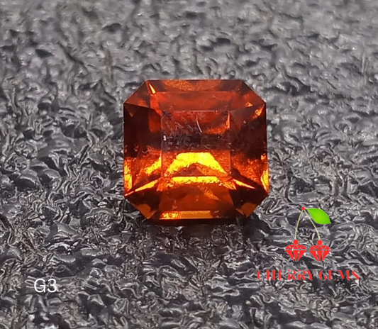 Natural Garnet: Gleaming Splendor 2.22ct - G3 (24)