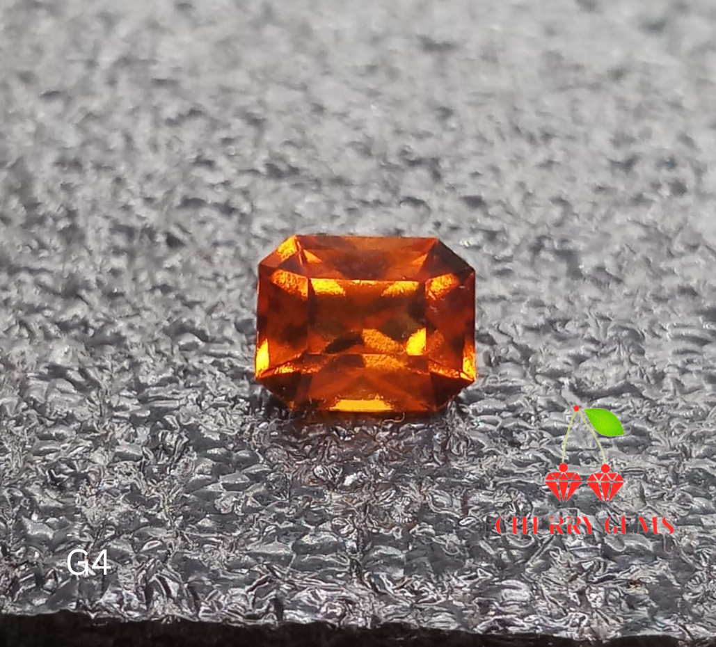 Natural Garnet: Glowing Splendor 1.99cts - G4 (24)