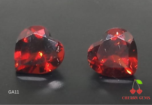 Natural Heart Shaped Garnet: Crimson Heart 3.10cts- GA11 (24)