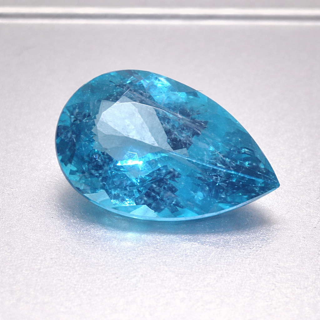 Natural Certified Apatite: Ocean’s Tear 8.77cts- NA3 (24)