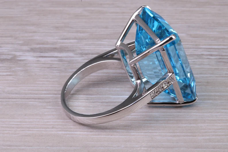 Exquisite Blue Topaz Ring