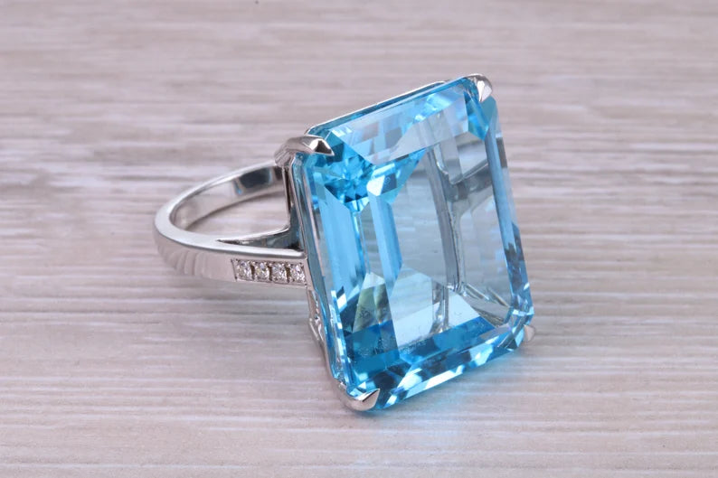 Exquisite Blue Topaz Ring