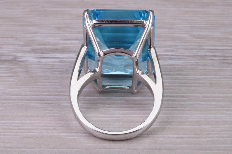 Exquisite Blue Topaz Ring