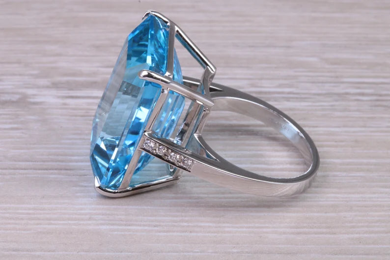 Exquisite Blue Topaz Ring