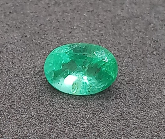 INSTOCK923-11-EM215-2///2.78cts Natural Emerald Available for setting. Direct source - Reasonable setting charges. Any designs Hand Made with Skilled Craftman.