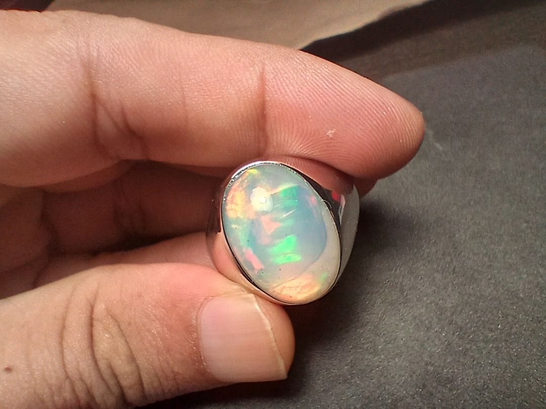 Custom Certified Opal Swiss Lab Cert 10.33cts