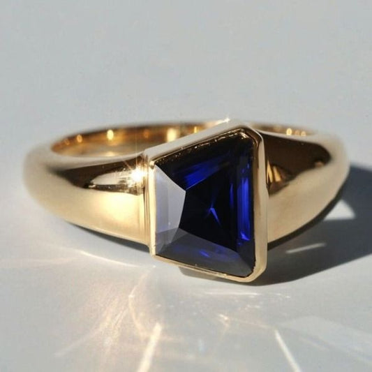 Exquisite Trapezoid-Cut Royal Blue Sapphire Ring